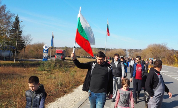 Евростат: Половината българи не могат да се справят с неочаквани финансови разходи 