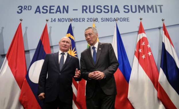 Владимир Путин закъсня за среща със сингапурския премиер, домакинът я отложи
