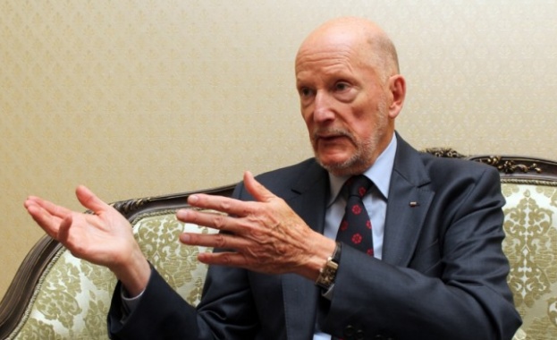 Царят: Предсрочните избори са нормална практика, не трябва да се плаши с тях