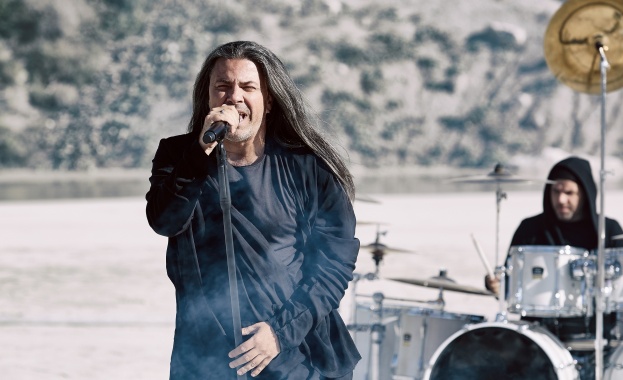 Б.Т.Р. с турне „Невидими стени“ 2018 в Шумен и Варна 