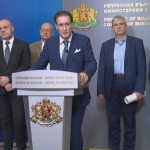 Домусчиев: Догодина ще има ръст на заплатите, но само за квалифицираните кадри