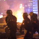 Протестите на "жълтите жилетки" изправят Макрон пред най-голямата криза