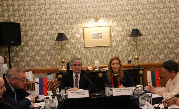Министър Ангелкова: Руската федерация е сред най-важните пазари за българския туризъм 