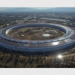 Централата на Apple е като космически кораб