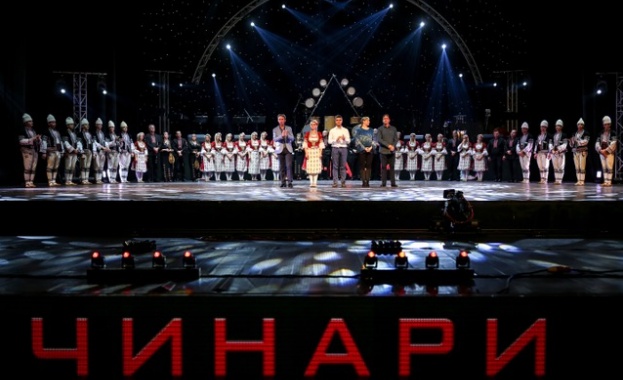 Ансамбъл “Чинари” отбеляза бляскаво 25 години от създаването си пред препълнената зала 1 на НДК в понеделник вечер!
