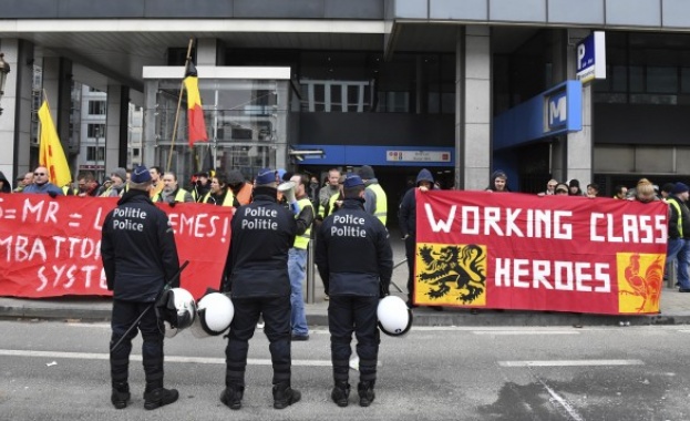 Сблъсъци с полицията в Брюксел заради мигрантите  