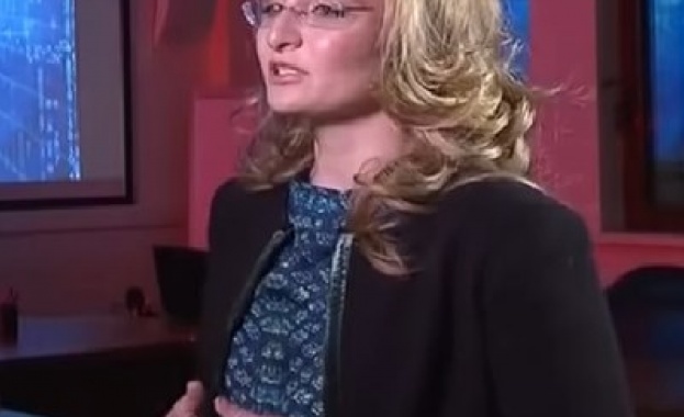 Вижте голямата дъщеря на Путин в телевизионно интервю (Видео)