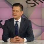КЗП: Онлайн магазините и куриерските фирми да доставят пратките за празниците в срок