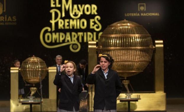 Испанската традиционна коледна лотария Ел Гордо разпредели 2,4 млрд. евро