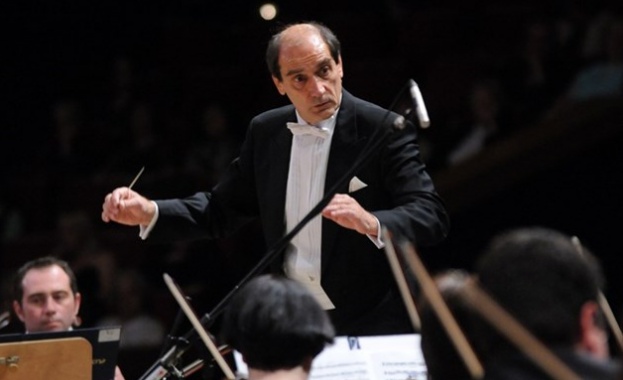 С музика от Северна и Южна Америка ще оставим зад