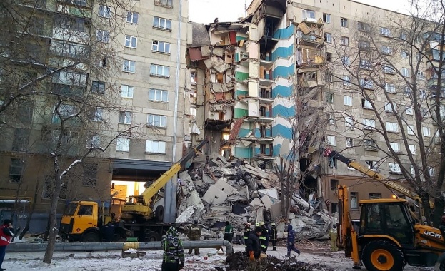 Нараства броят на жертвите от срутения блок в Магнитогорск