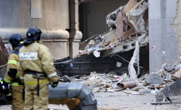 Извадиха тялото на 21-а жертва под руините в Магнитогорск (видео)