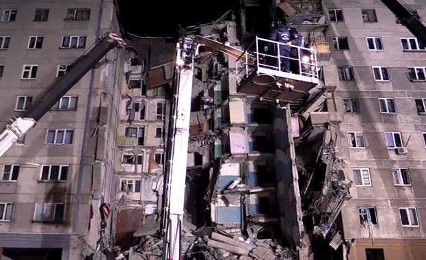 Ден на траур за жертвите след взрива в Магнитогорск (видео)