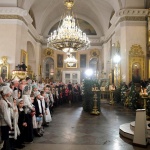 Патриарх Кирил: Рождество Христово е хубав повод да се подари любов, грижа и внимание