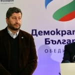ДБ: Най-важната ни задача е да мотивираме хората да гласуват