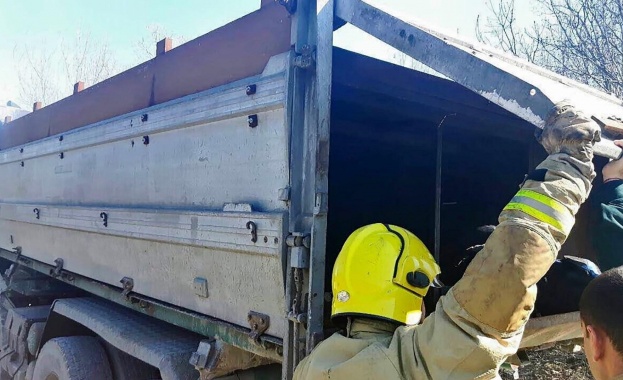  Разбиха българска мрежа за трафик на мигранти към Великобритания