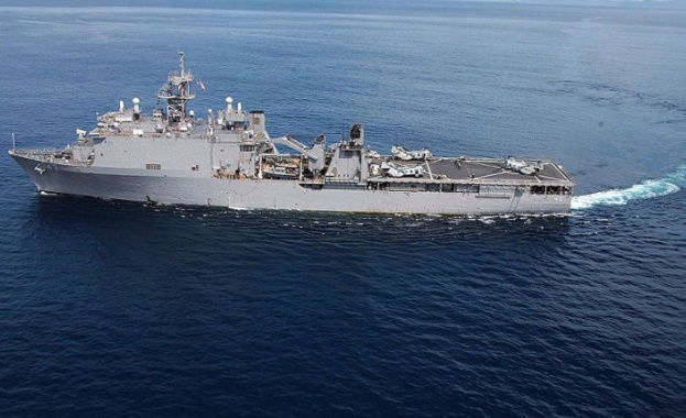 Нов десантен кораб на САЩ влезе в Черно море