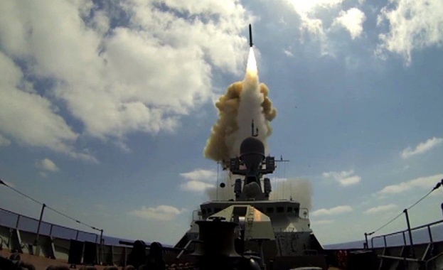 Роскосмос представи "най-мощния ракетен двигател в света" (видео)