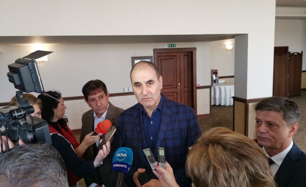 Цветан Цветанов: Хората очакваха от Румен Радев да бъде обединител, а той направи точно обратното
