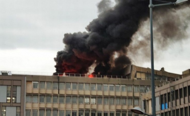 Експлозия в университета в Лион, Франция 
