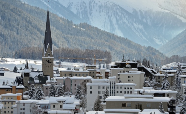 Лидерите, вторачени в националните си проблеми, хвърлят сянка върху Давос