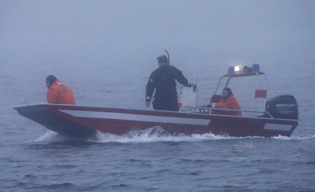 Продължава спасителната операция за разбилите се Су-34