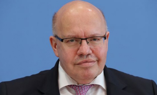 Трябва да спрем да притискаме Великобритания за Brexit