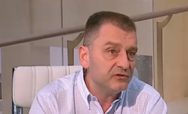 Служител на НАП е на път да прогони голяма международна компания