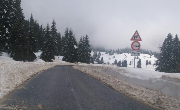 АПИ: Утре се очакват превалявания от сняг в Предбалкана и проходите