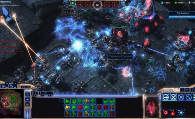 Изкуствен интелект на “Гугъл” победи професионални играчи в компютърна игра