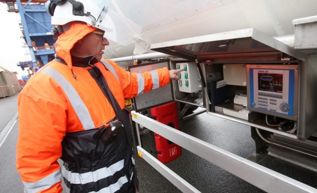 Газпром строи завод за втечнен газ за доставка до Курилските острови