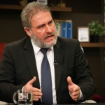 Министър Банов: Нито един творец няма да оставим без подкрепа 