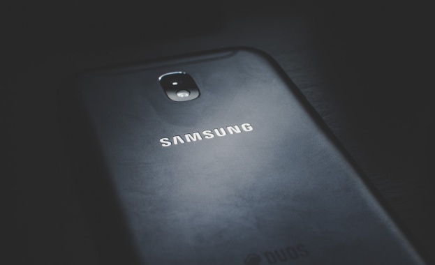 Всички нови смартфони на Samsung ще блокират автоматично спам обаждания