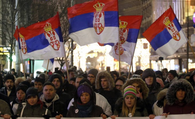 Десетки хиляди протестираха в Сърбия против президента Александър Вучич