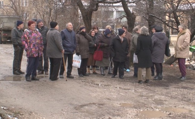 Пациенти излязоха на бунт заради личния си лекар във Враца