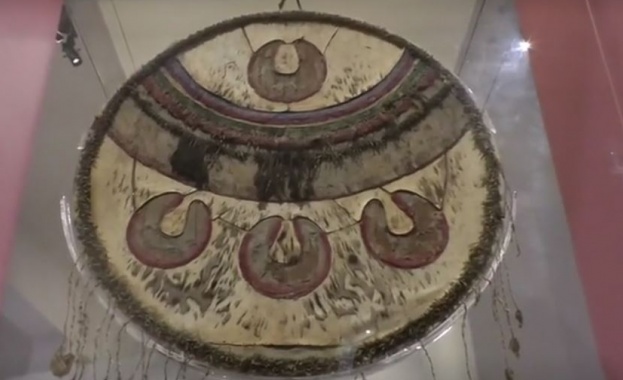 Щита на ацтекския император Монтесума изложиха в Мексико