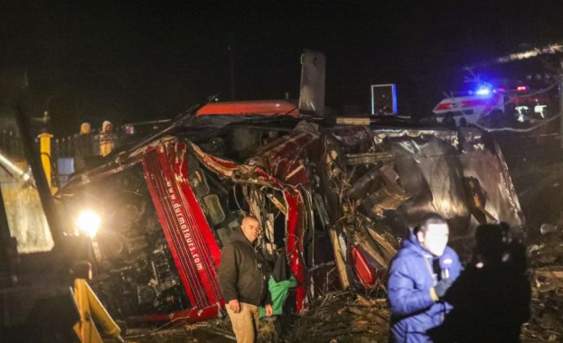 Траур в Македония, 14 души загинаха в тежък пътен инцидент 