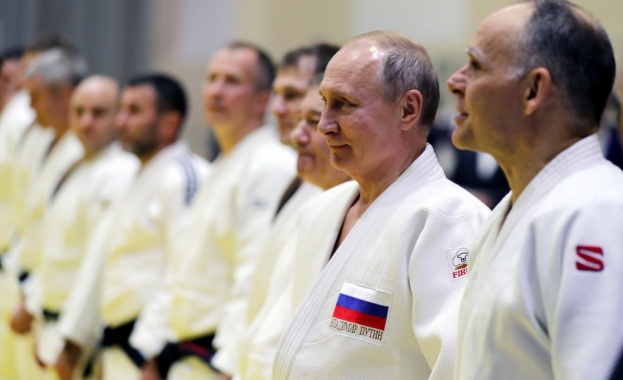  Путин се контузи по време на тренировка по джудо