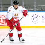 Путин се контузи на хокеен мач 