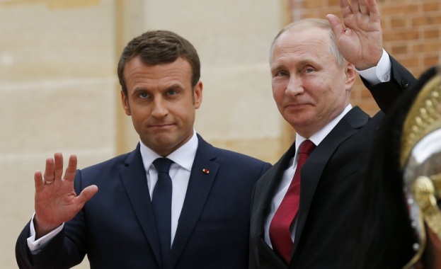Президентите на Франция и Русия Еманюел Макрон и Владимир Путин