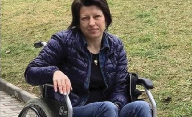 Филипина Цонева денем е инвалид, нощем се движи