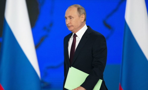 Путин забрани обидите срещу държавата в Интернет