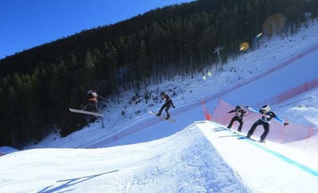 Откриват ски сезона в Банско: Метър сняг и строги мерки посрещат туристите 