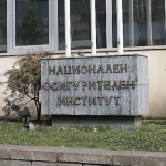 НОИ: Средният осигурителен доход за октомври е 1357,76 лева