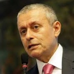 Соломон Паси: Колажът с моя образ е престъпление