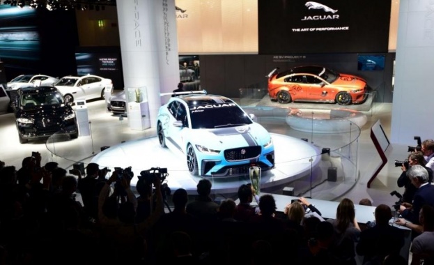 Електрическият „Ягуар“ стана Кола на годината в Европа