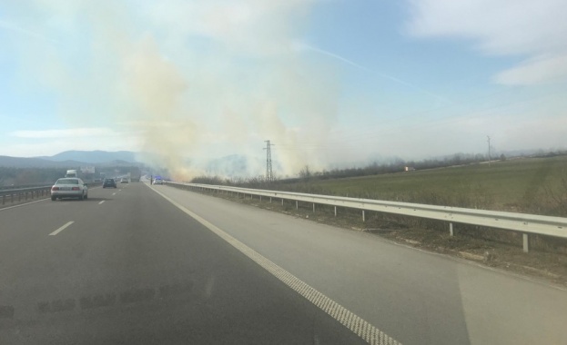 Шофьорите да се движат с повишено внимание на АМ "Тракия" и в двете посоки