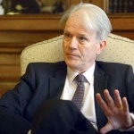 Ерик Льобедел, посланик на Франция: Европа може да осигури социално сближаване