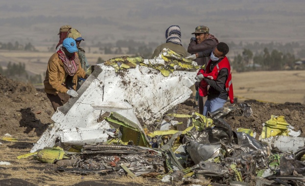  Изпращат във Франция черните кутии на разбилия се в Етиопия самолет