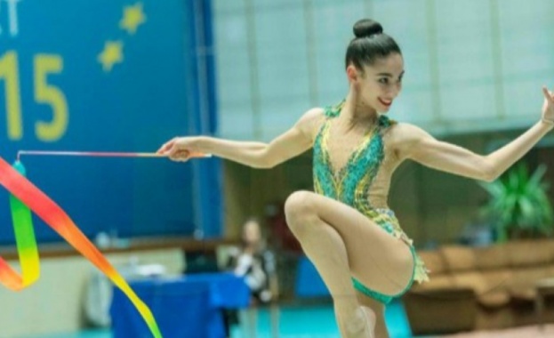 Ева Брезалиева спечели бронзов медал а Яница Динева се класира